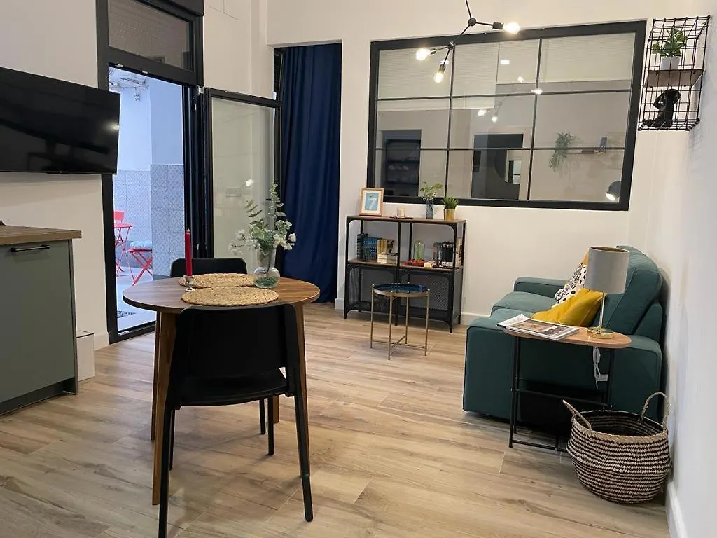 Apartamentos Sol Y Luna La Línea de la Concepción