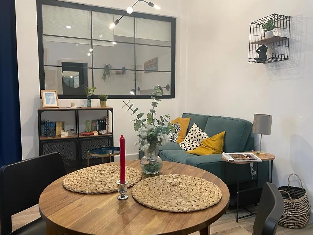 Apartamentos Sol Y Luna La Línea de la Concepción